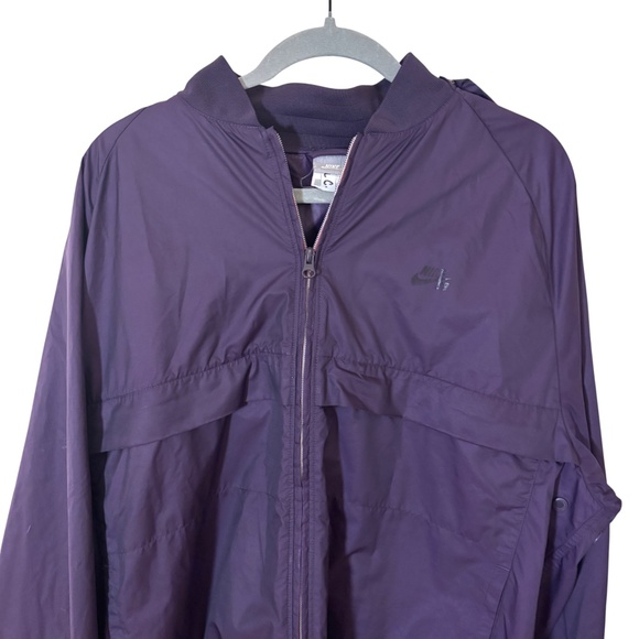 Nike SB Purple Zip-Up Windbreaker Jacket Size Large Many zippered Pockets - Picture 4 of 16